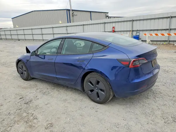 5YJ3E1EA5PF599026 2023 TESLA MODEL 3 - Image 2