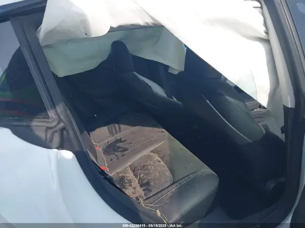 5YJ3E1EA5PF599575 2023 TESLA MODEL 3 - Image 8