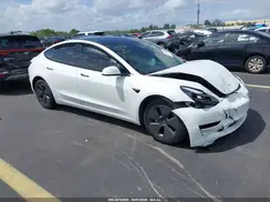 5YJ3E1EA5PF600711 2023 TESLA MODEL 3