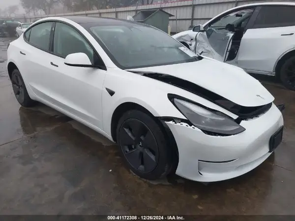 5YJ3E1EA5PF605052 2023 TESLA MODEL 3 - Image 1