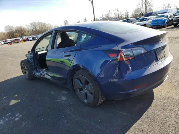 5YJ3E1EA5PF605553 2023 TESLA MODEL 3 - Image 2