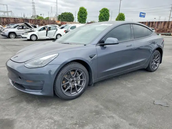 5YJ3E1EA5PF607058 2023 TESLA MODEL 3 - Image 1