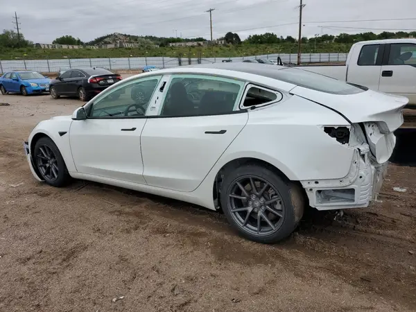 5YJ3E1EA5PF607075 2023 TESLA MODEL 3 - Image 2