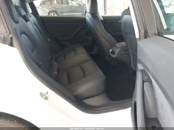5YJ3E1EA5PF610431 2023 TESLA MODEL 3 - Image 8