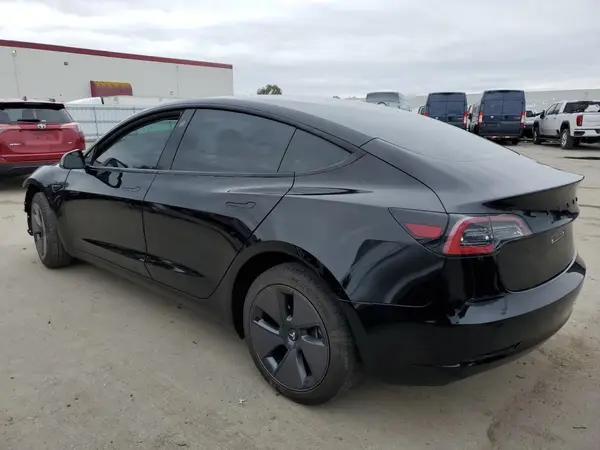 5YJ3E1EA5PF612129 2023 TESLA MODEL 3 - Image 2