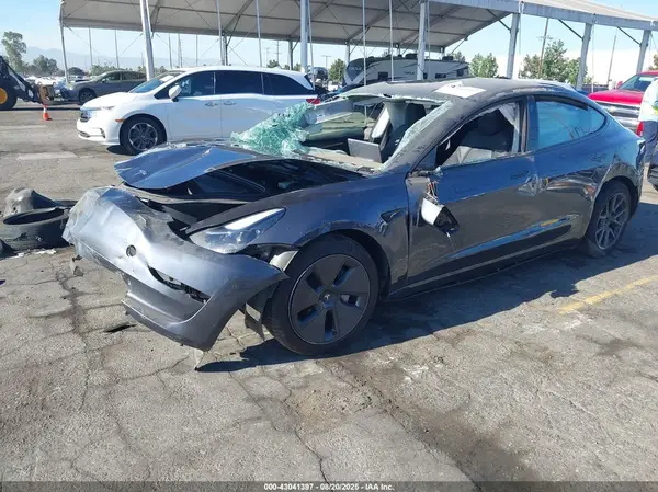 5YJ3E1EA5PF614530 2023 TESLA MODEL 3 - Image 2