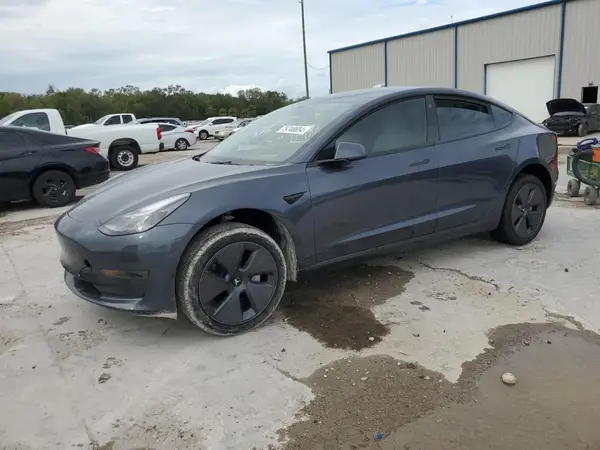 5YJ3E1EA5PF614799 2023 TESLA MODEL 3 - Image 1