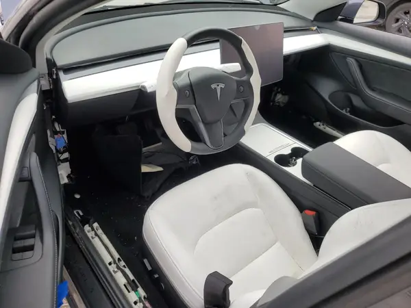 5YJ3E1EA5PF614799 2023 TESLA MODEL 3 - Image 8