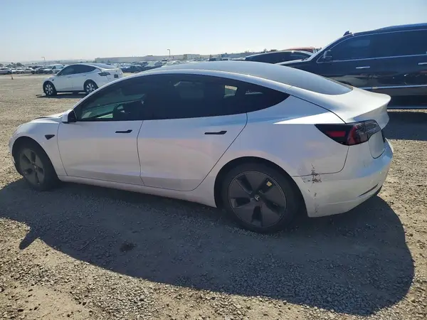 5YJ3E1EA5PF620540 2023 TESLA MODEL 3 - Image 2