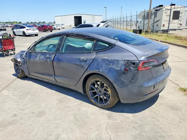 5YJ3E1EA5PF621252 2023 TESLA MODEL 3 - Image 2