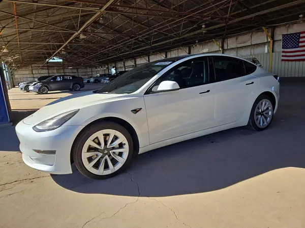 5YJ3E1EA5PF622529 2023 TESLA MODEL 3 - Image 1