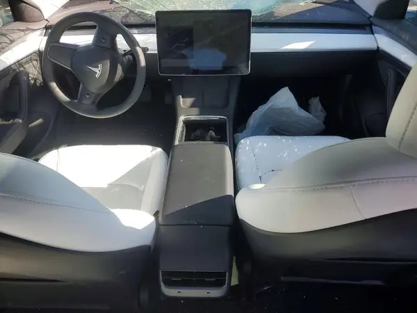 5YJ3E1EA5PF628668 2023 TESLA MODEL 3 - Image 8