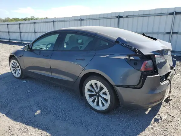 5YJ3E1EA5PF629643 2023 TESLA MODEL 3 - Image 2