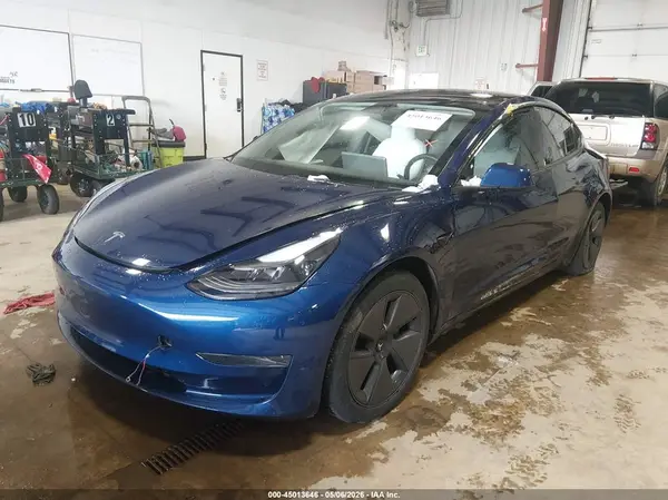 5YJ3E1EA5PF638388 2023 TESLA MODEL 3 - Image 2