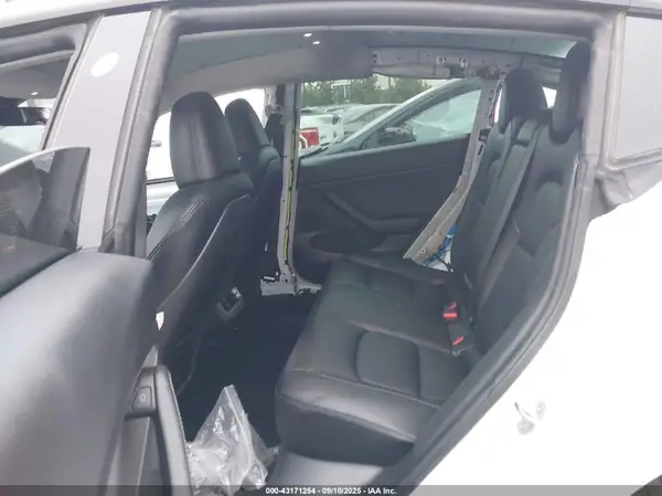 5YJ3E1EA5PF638567 2023 TESLA MODEL 3 - Image 8