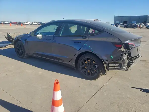 5YJ3E1EA5PF639718 2023 TESLA MODEL 3 - Image 2