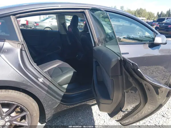 5YJ3E1EA5PF642439 2023 TESLA MODEL 3 - Image 8