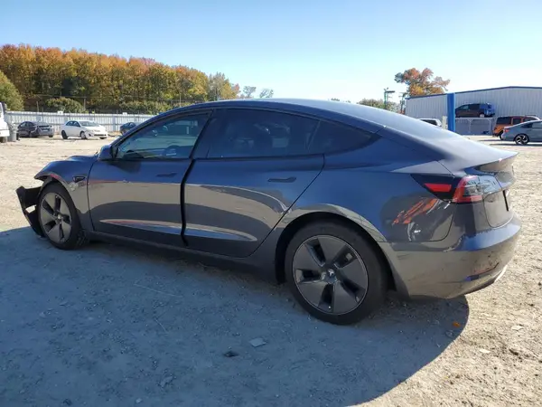 5YJ3E1EA5PF643395 2023 TESLA MODEL 3 - Image 2