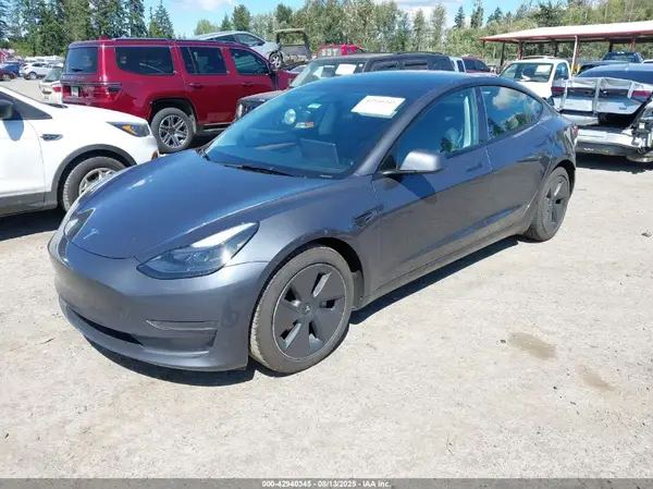 5YJ3E1EA5PF644207 2023 TESLA MODEL 3 - Image 2