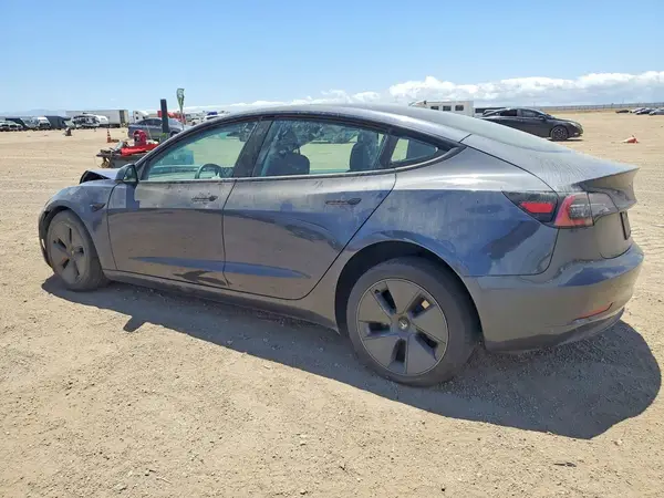5YJ3E1EA5PF646118 2023 TESLA MODEL 3 - Image 2