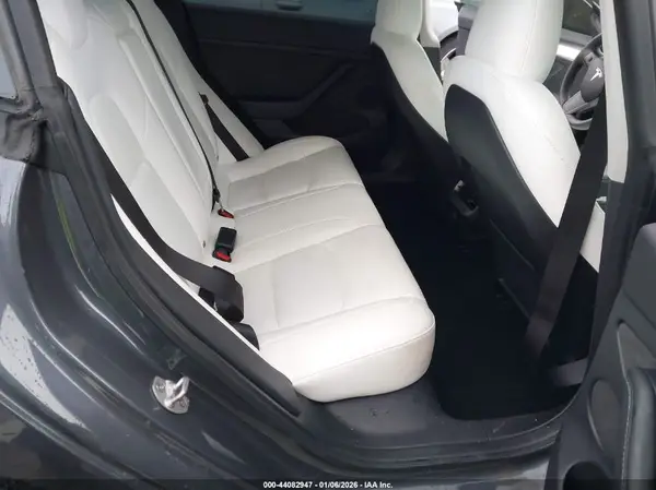5YJ3E1EA5PF647334 2023 TESLA MODEL 3 - Image 8