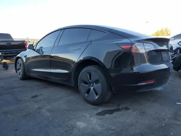 5YJ3E1EA5PF649651 2023 TESLA MODEL 3 - Image 2