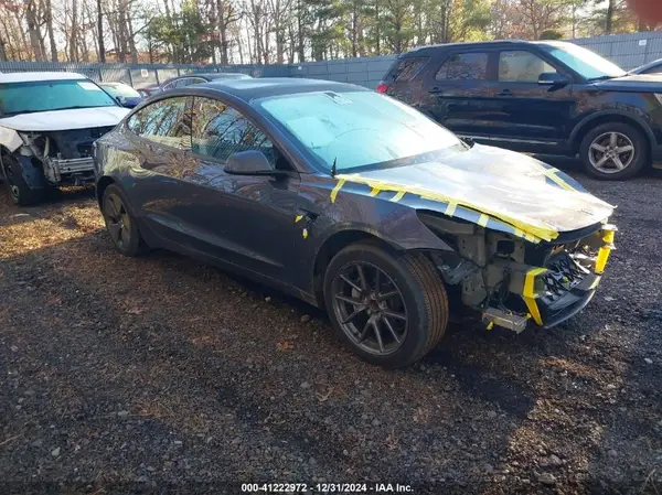 5YJ3E1EA5PF651397 2023 TESLA MODEL 3 - Image 1