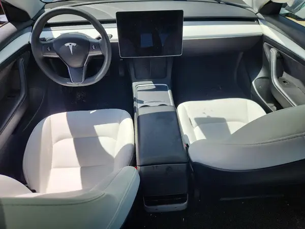 5YJ3E1EA5PF655949 2023 TESLA MODEL 3 - Image 8