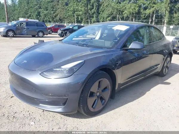 5YJ3E1EA5PF656325 2023 TESLA MODEL 3 - Image 2