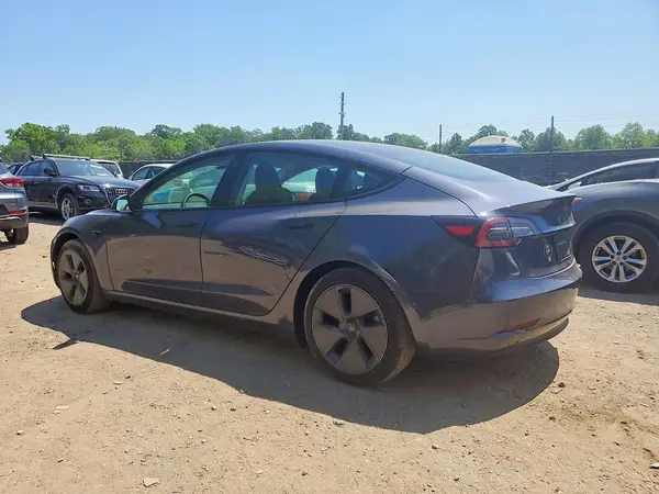 5YJ3E1EA5PF656664 2023 TESLA MODEL 3 - Image 2