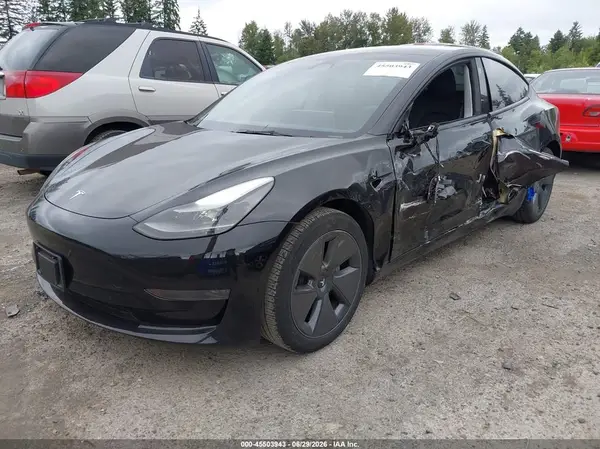 5YJ3E1EA5PF661685 2023 TESLA MODEL 3 - Image 2