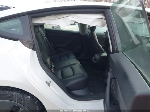 5YJ3E1EA5PF662321 2023 TESLA MODEL 3 - Image 8