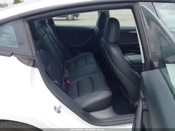 5YJ3E1EA5PF663176 2023 TESLA MODEL 3 - Image 8