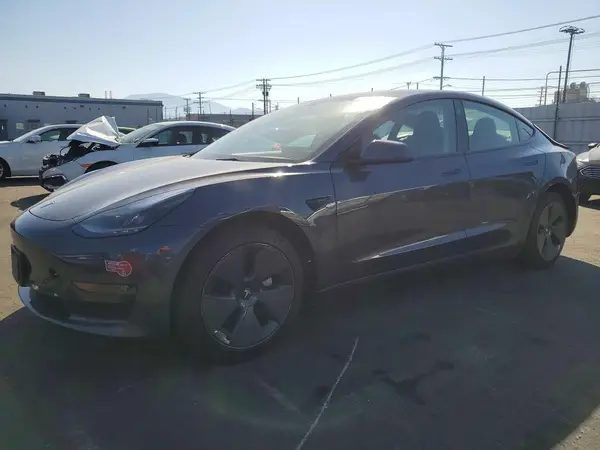 5YJ3E1EA5PF665994 2023 TESLA MODEL 3 - Image 1