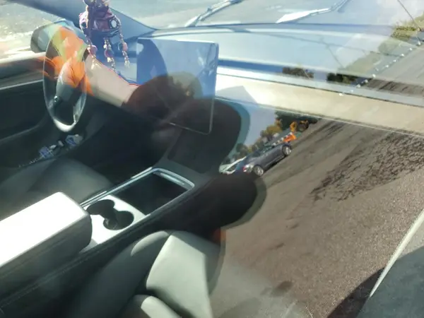 5YJ3E1EA5PF667986 2023 TESLA MODEL 3 - Image 8