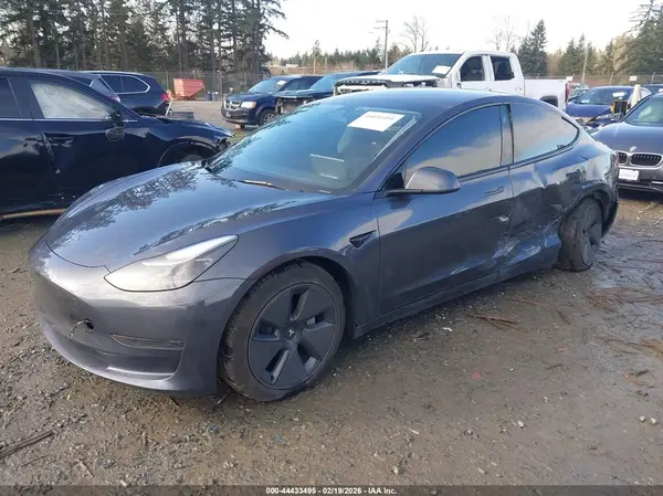5YJ3E1EA5PF668216 2023 TESLA MODEL 3 - Image 2