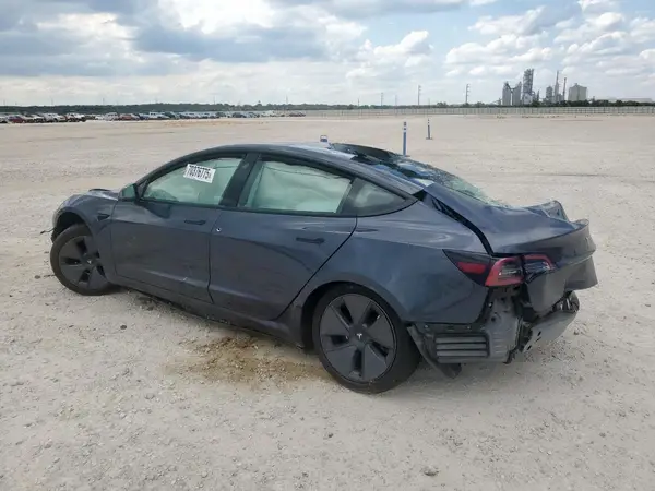 5YJ3E1EA5PF674212 2023 TESLA MODEL 3 - Image 2