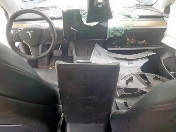 5YJ3E1EA5PF674212 2023 TESLA MODEL 3 - Image 8