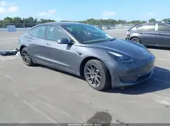 5YJ3E1EA5PF676266 2023 TESLA MODEL 3