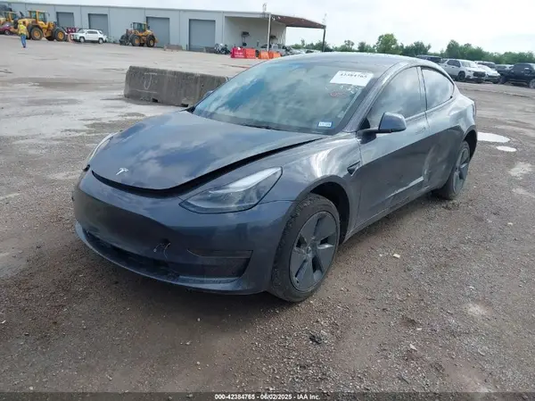 5YJ3E1EA5PF676316 2023 TESLA MODEL 3 - Image 2