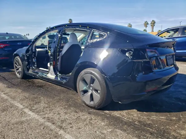 5YJ3E1EA5PF681502 2023 TESLA MODEL 3 - Image 2