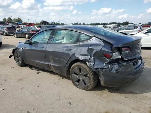 5YJ3E1EA5PF685940 2023 TESLA MODEL 3 - Image 2