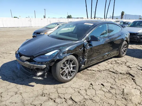 5YJ3E1EA5PF687588 2023 TESLA MODEL 3 - Image 1