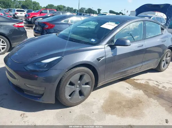 5YJ3E1EA5PF696436 2023 TESLA MODEL 3 - Image 2
