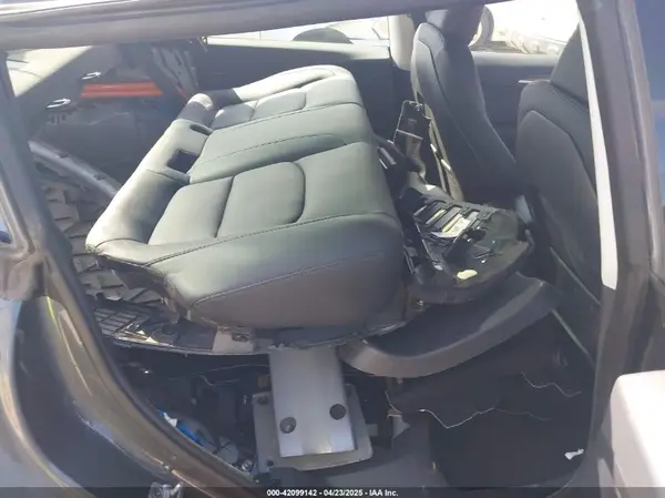 5YJ3E1EA5PF696436 2023 TESLA MODEL 3 - Image 8