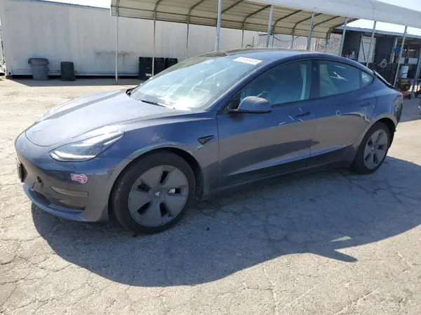 5YJ3E1EA5PF697005 2023 TESLA MODEL 3 - Image 1