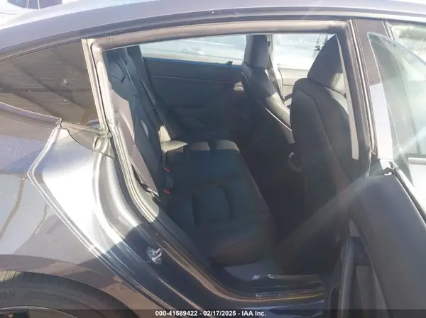 5YJ3E1EA5PF697201 2023 TESLA MODEL 3 - Image 8