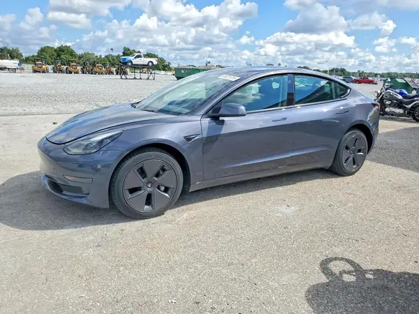 5YJ3E1EA5PF698297 2023 TESLA MODEL 3 - Image 1