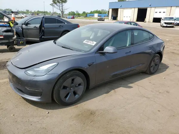 5YJ3E1EA5PF699921 2023 TESLA MODEL 3 - Image 1