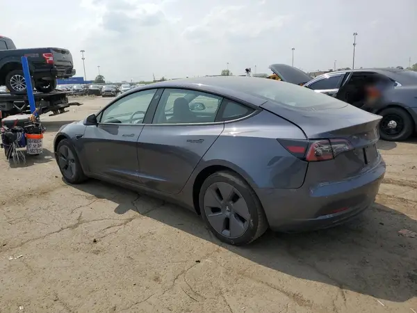 5YJ3E1EA5PF699921 2023 TESLA MODEL 3 - Image 2